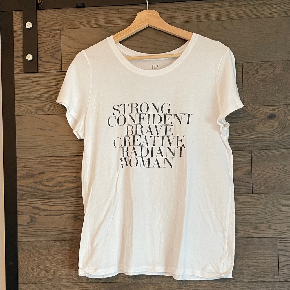 GAP Graphic White Tee